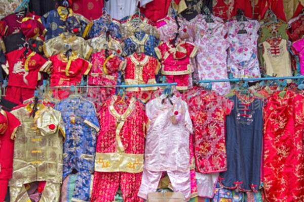中國(guó)服裝